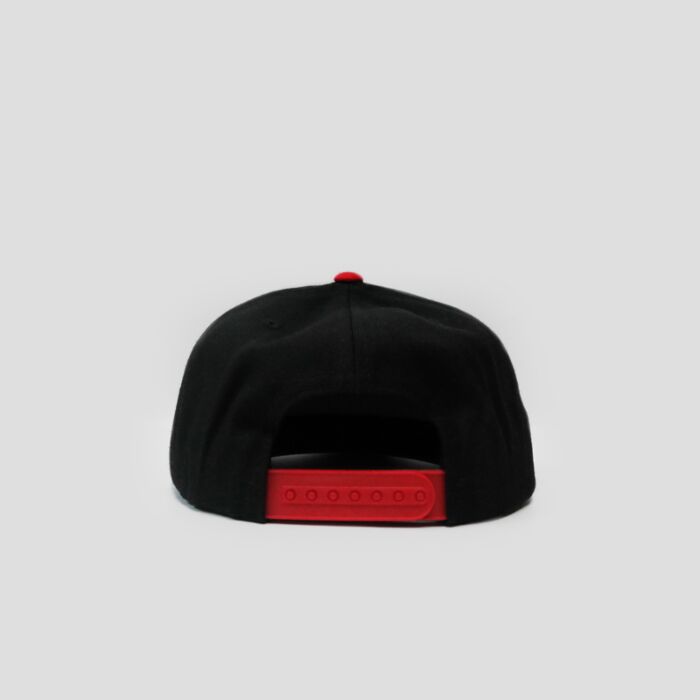 Snapback Flatpeak - Black & Red